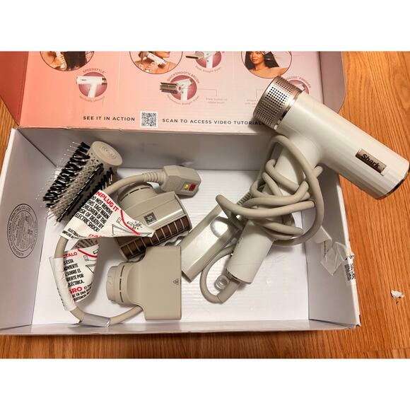 Shark SpeedStyle RapidGloss Finisher & High-Velocity Hair Dryer - Picture 2 of 11